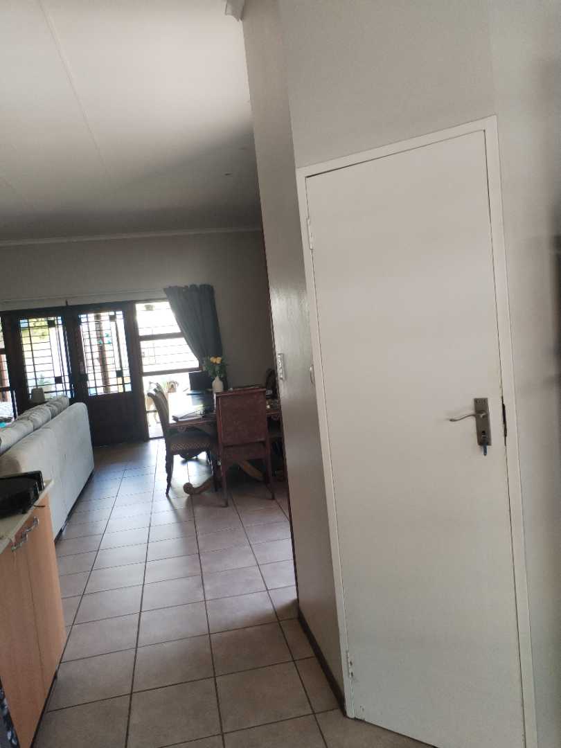 3 Bedroom Property for Sale in Equestria Gauteng