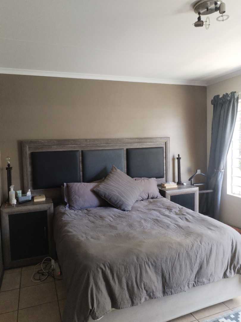 3 Bedroom Property for Sale in Equestria Gauteng