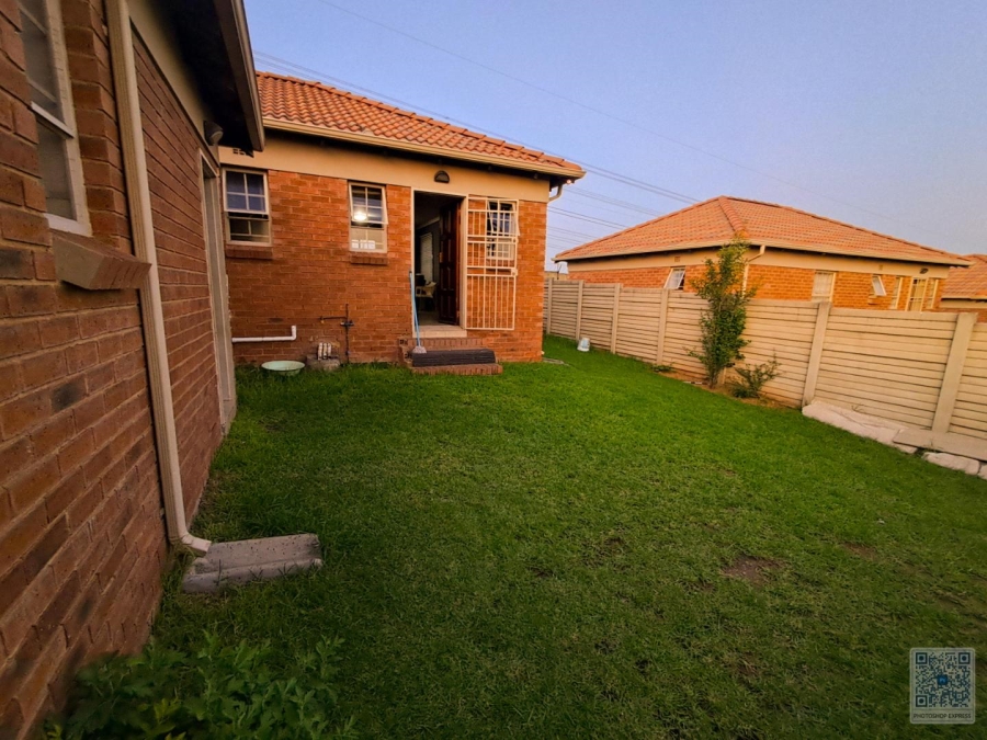 3 Bedroom Property for Sale in Thatch Hill Estate Gauteng