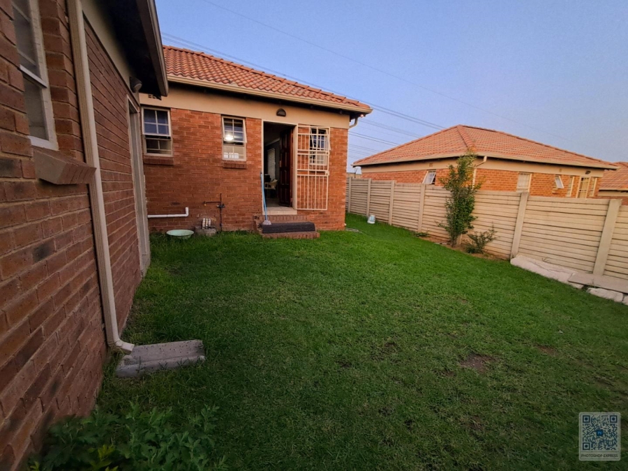 3 Bedroom Property for Sale in Thatch Hill Estate Gauteng