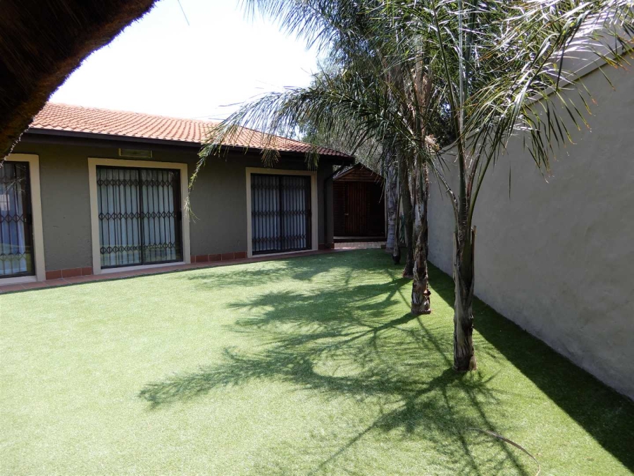 3 Bedroom Property for Sale in Eldoraigne Gauteng