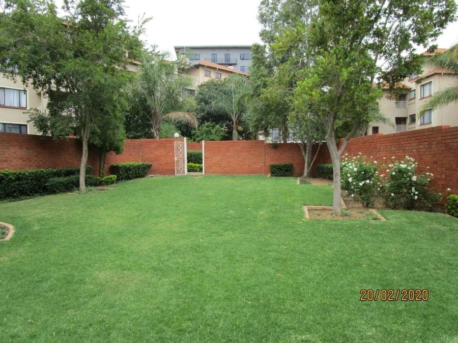 To Let 2 Bedroom Property for Rent in Sunninghill Gauteng