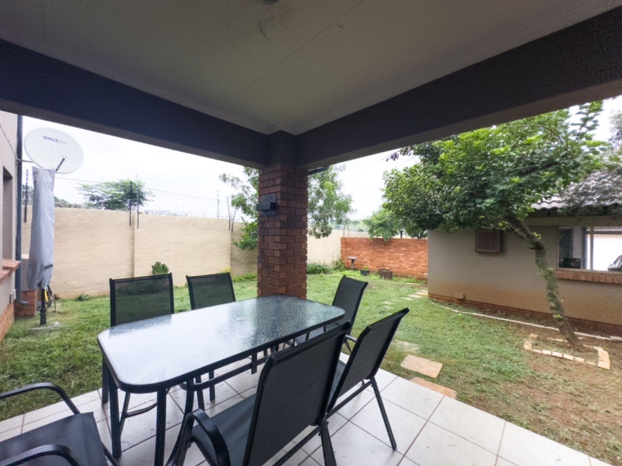 4 Bedroom Property for Sale in Mooikloof Ridge Gauteng