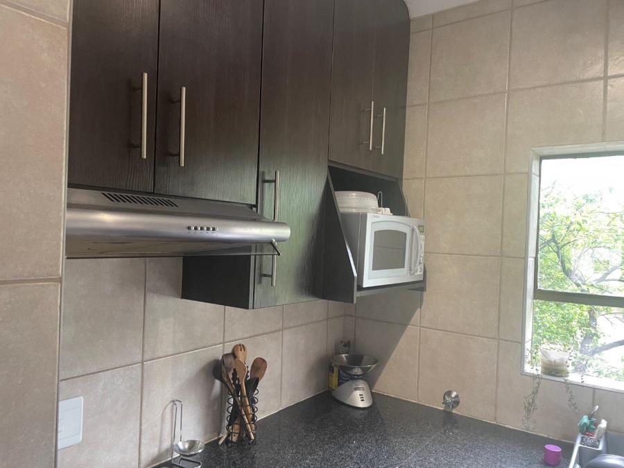 To Let 2 Bedroom Property for Rent in Morningside Gauteng