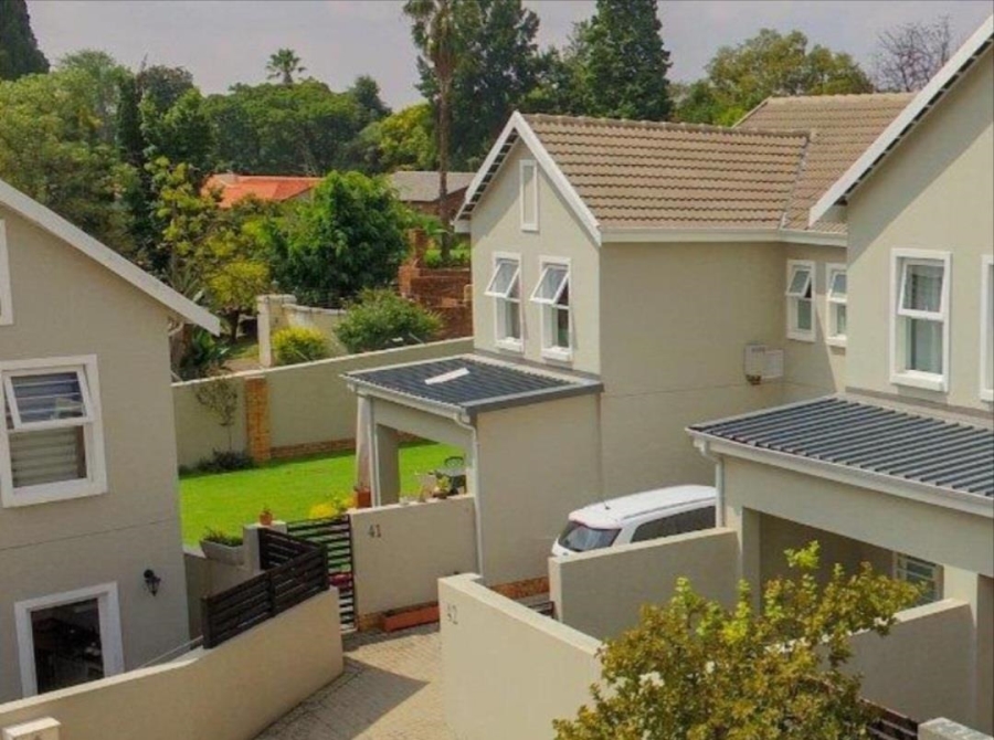 3 Bedroom Property for Sale in Bryanston Gauteng