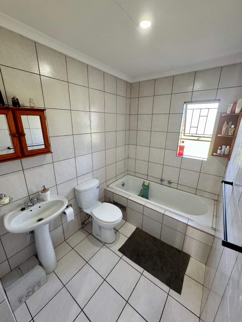 2 Bedroom Property for Sale in Florentia Gauteng