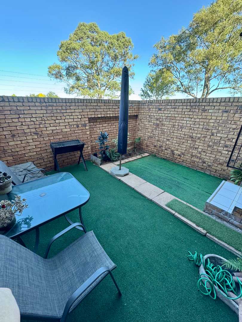 2 Bedroom Property for Sale in Florentia Gauteng