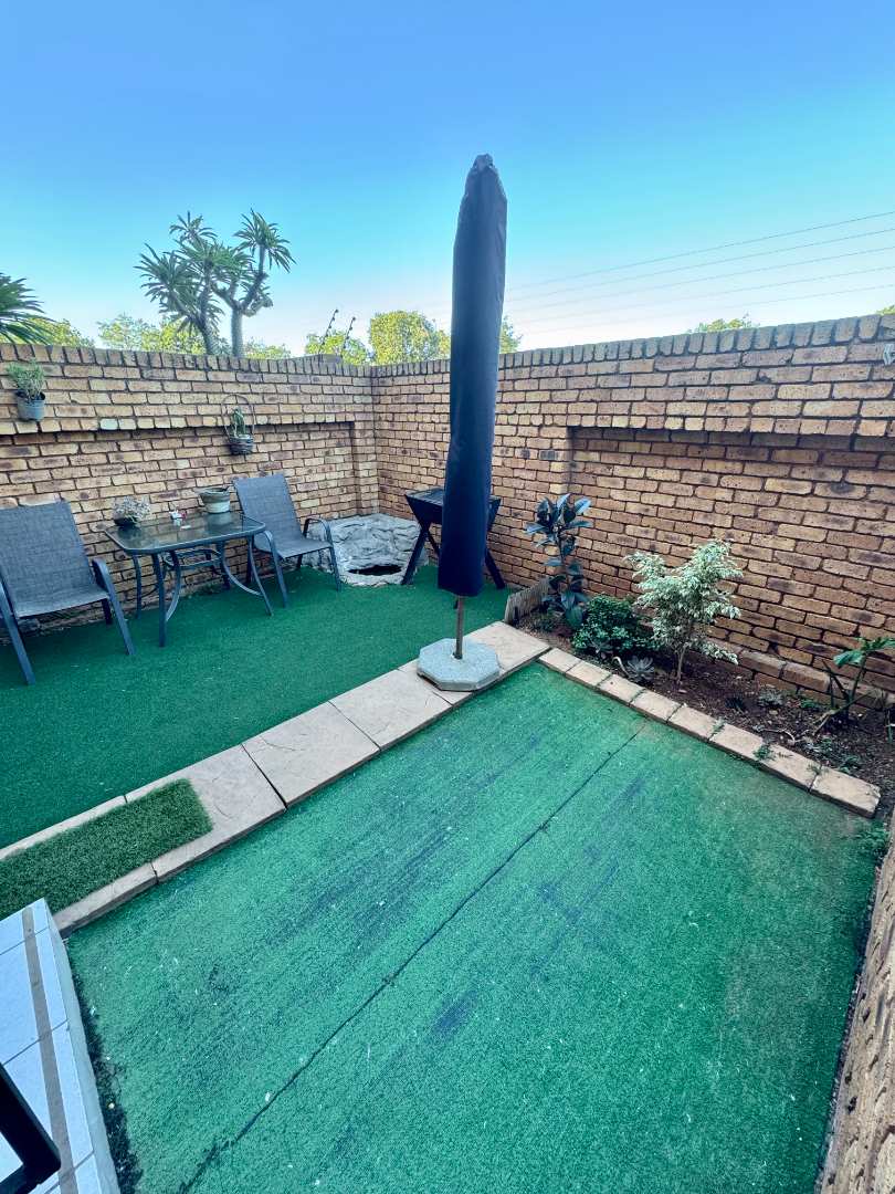 2 Bedroom Property for Sale in Florentia Gauteng