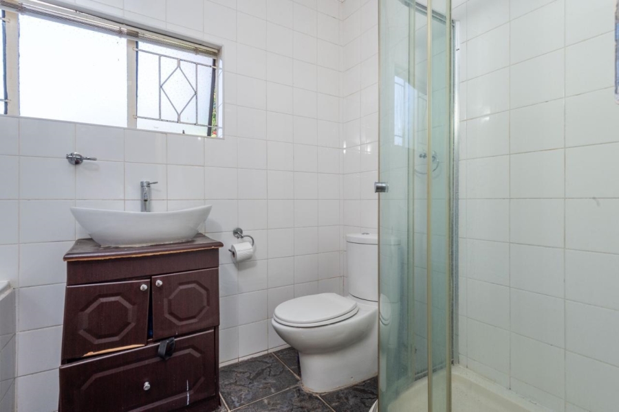 3 Bedroom Property for Sale in Glenvista Gauteng