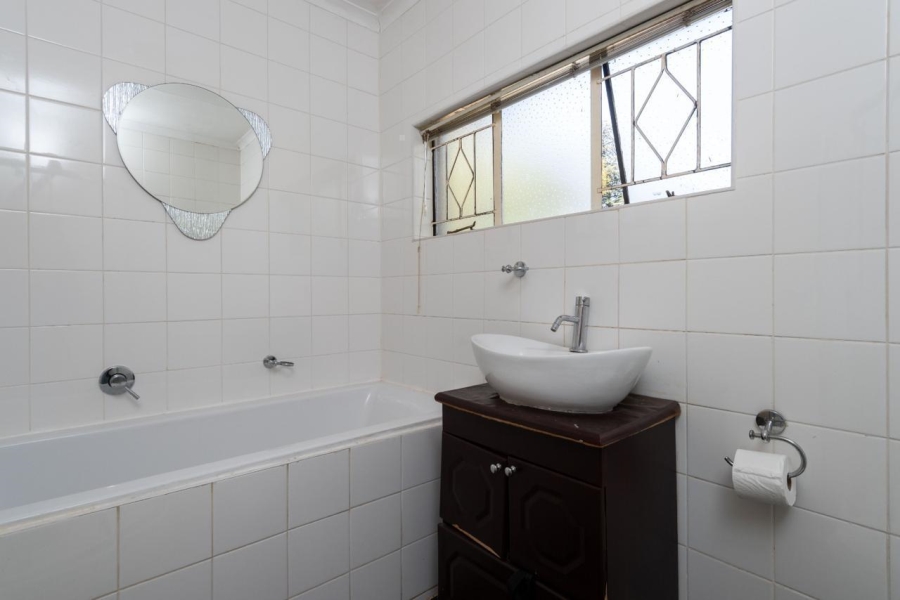 3 Bedroom Property for Sale in Glenvista Gauteng