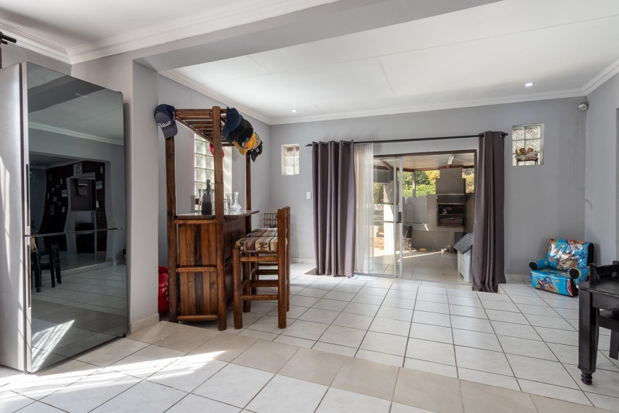 3 Bedroom Property for Sale in Bassonia Gauteng