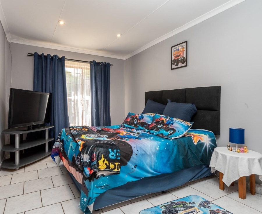 3 Bedroom Property for Sale in Bassonia Gauteng
