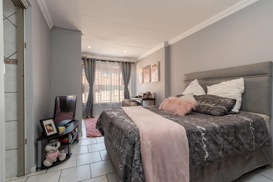 3 Bedroom Property for Sale in Bassonia Gauteng