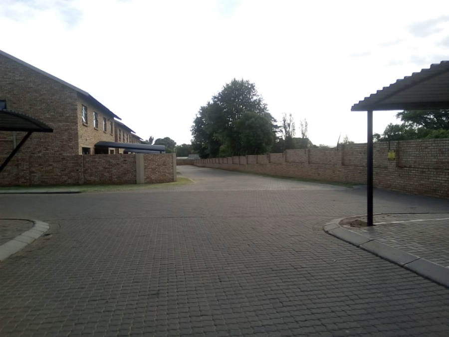 To Let 3 Bedroom Property for Rent in Benoni South Gauteng