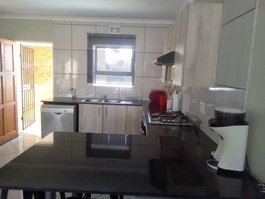 To Let 3 Bedroom Property for Rent in Benoni South Gauteng