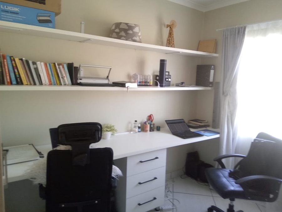 To Let 3 Bedroom Property for Rent in Benoni South Gauteng