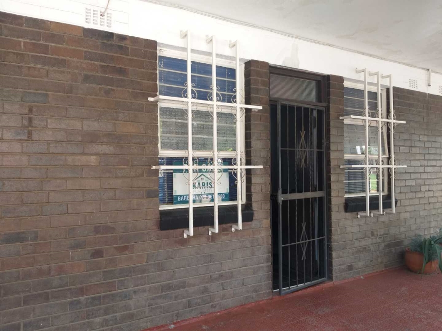 1 Bedroom Property for Sale in Albertville Gauteng