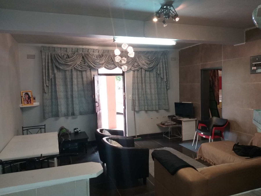 1 Bedroom Property for Sale in Albertville Gauteng