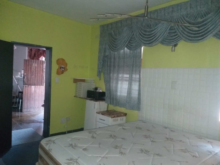 1 Bedroom Property for Sale in Albertville Gauteng