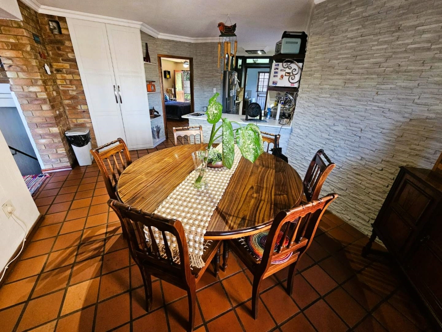 3 Bedroom Property for Sale in Waverley Gauteng