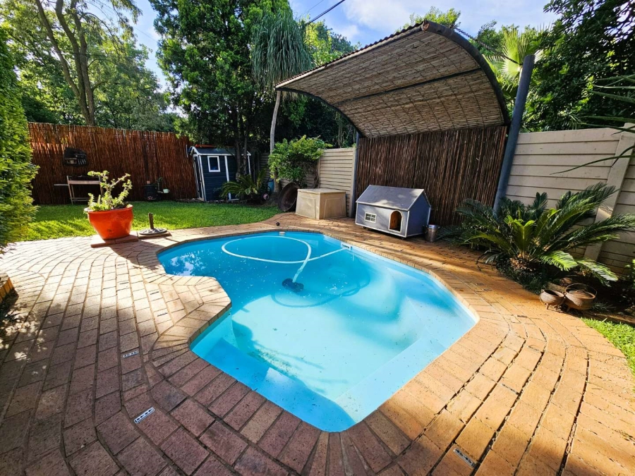 3 Bedroom Property for Sale in Waverley Gauteng