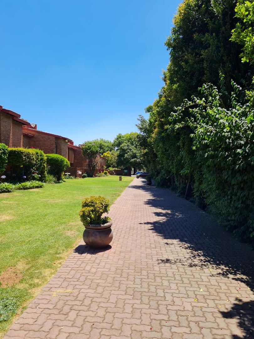 2 Bedroom Property for Sale in The Hill Gauteng