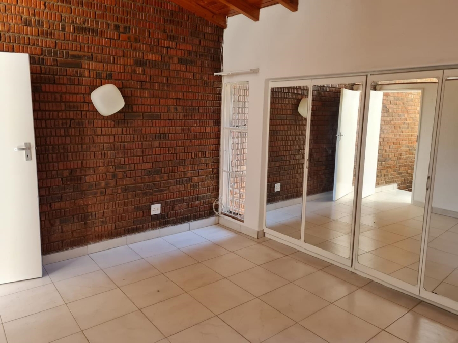 2 Bedroom Property for Sale in The Hill Gauteng