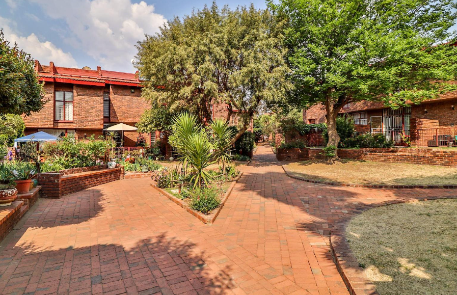 2 Bedroom Property for Sale in The Hill Gauteng