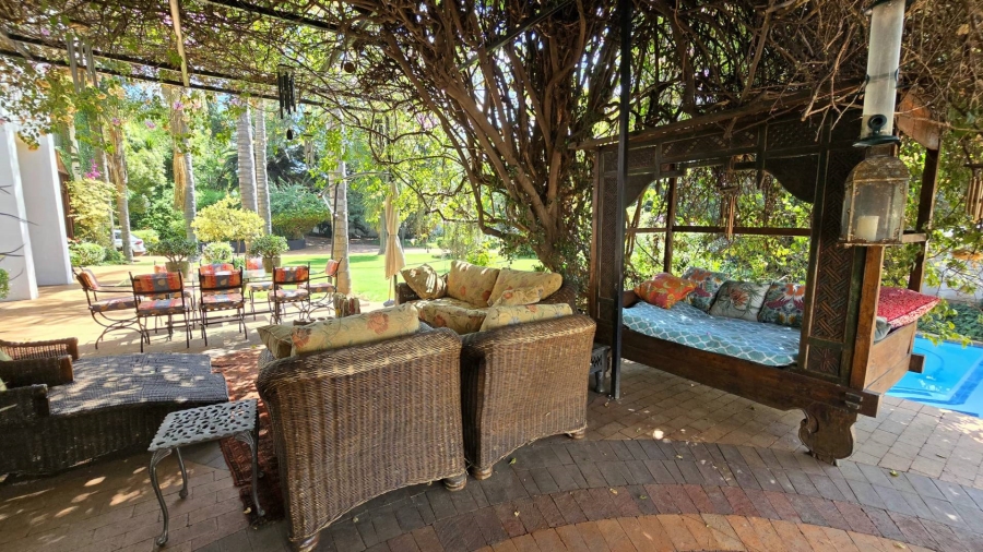 5 Bedroom Property for Sale in Alberante Gauteng