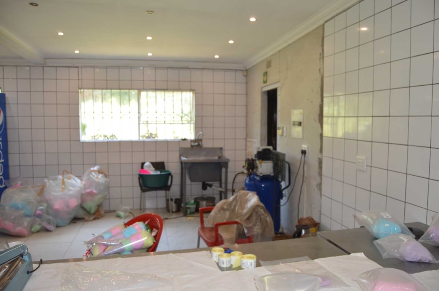 5 Bedroom Property for Sale in Randhart Gauteng