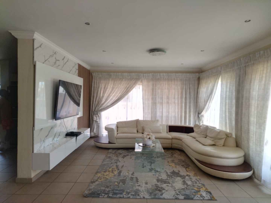 3 Bedroom Property for Sale in The Orchards Gauteng