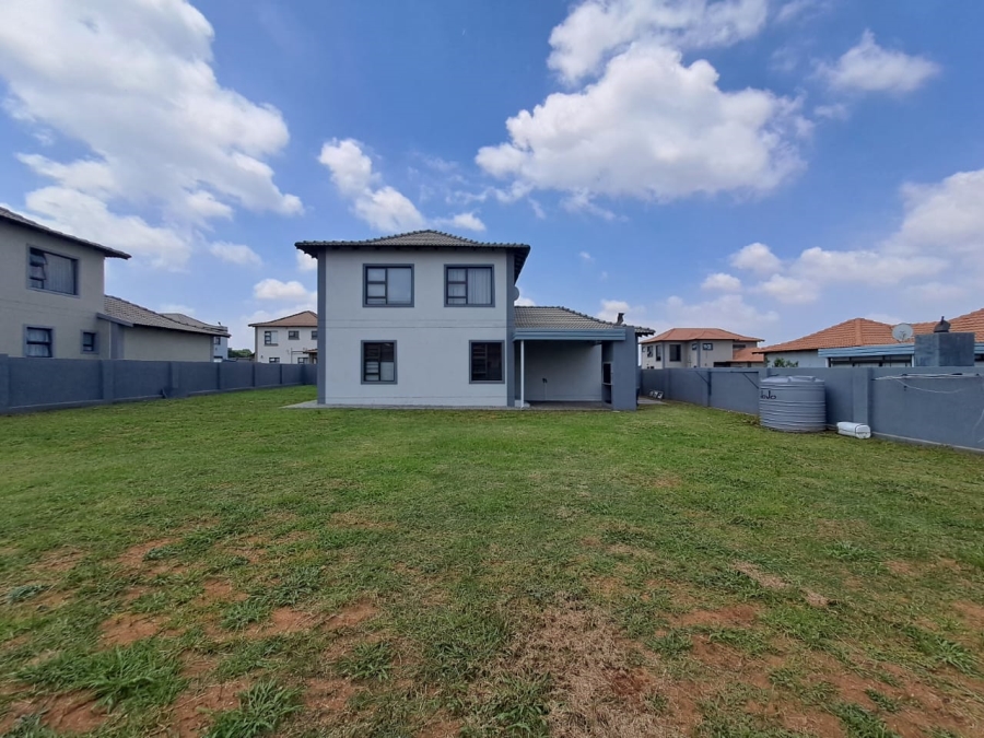 To Let 3 Bedroom Property for Rent in Halfway House Gauteng