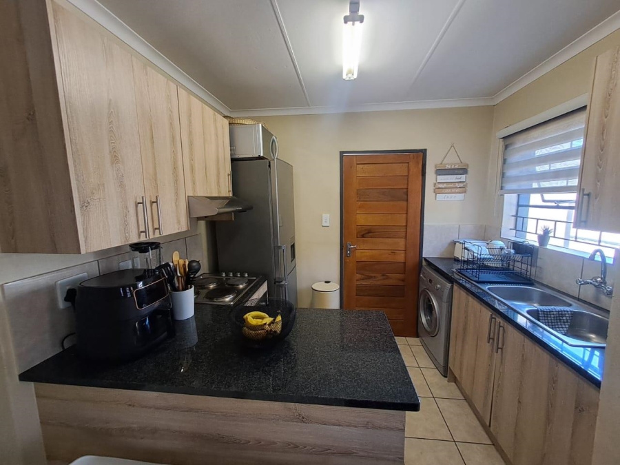 To Let 3 Bedroom Property for Rent in Kosmosdal Gauteng