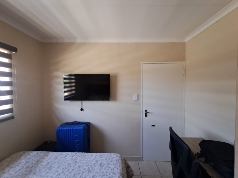 To Let 3 Bedroom Property for Rent in Kosmosdal Gauteng