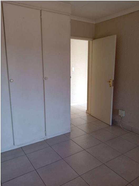 To Let 2 Bedroom Property for Rent in Bedfordview Gauteng