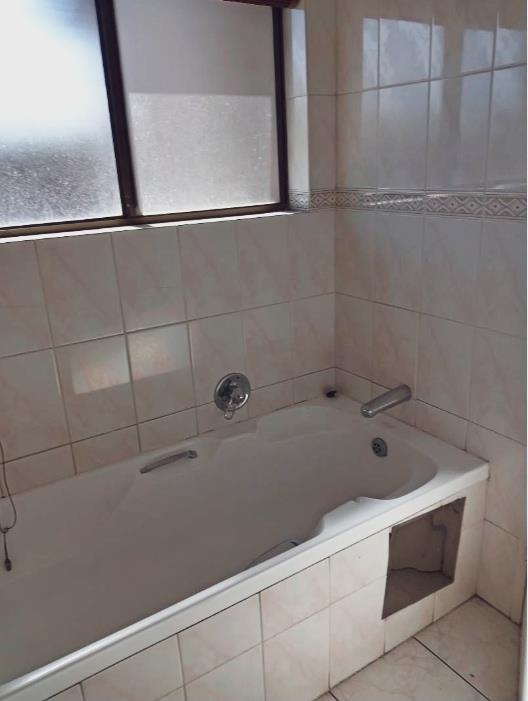 To Let 2 Bedroom Property for Rent in Bedfordview Gauteng