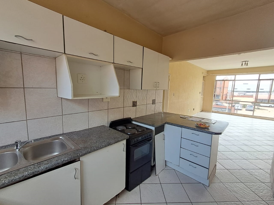 2 Bedroom Property for Sale in New Redruth Gauteng