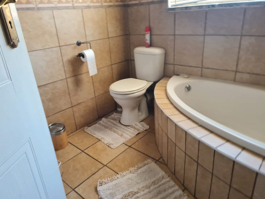 4 Bedroom Property for Sale in Parkrand Gauteng