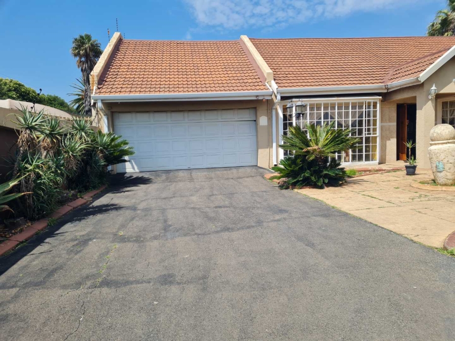 4 Bedroom Property for Sale in Parkrand Gauteng