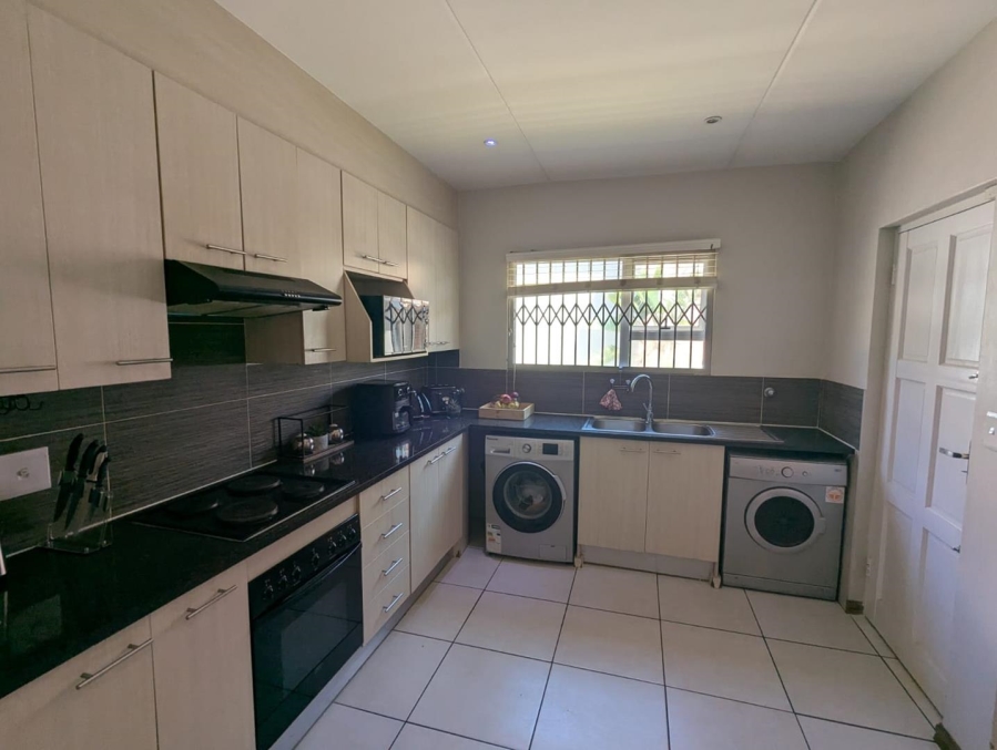 3 Bedroom Property for Sale in Honeydew Manor Gauteng