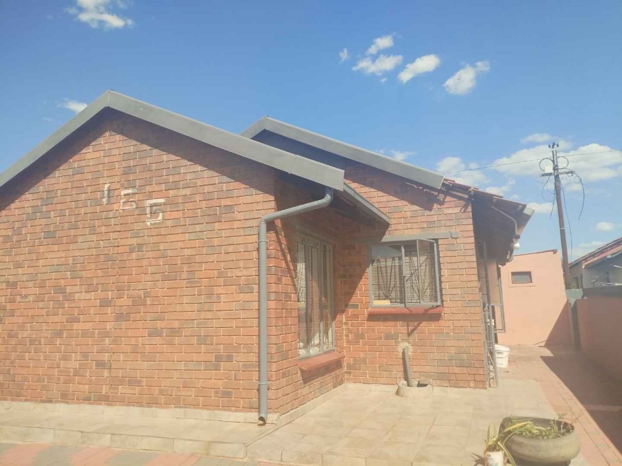 To Let 3 Bedroom Property for Rent in Nellmapius Gauteng