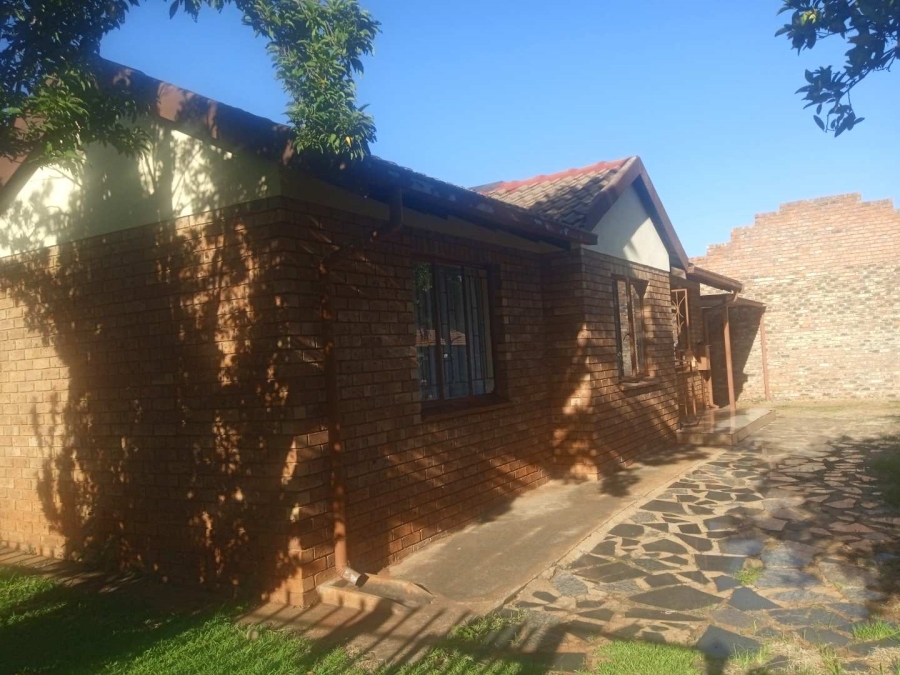 3 Bedroom Property for Sale in Theresa Park Gauteng