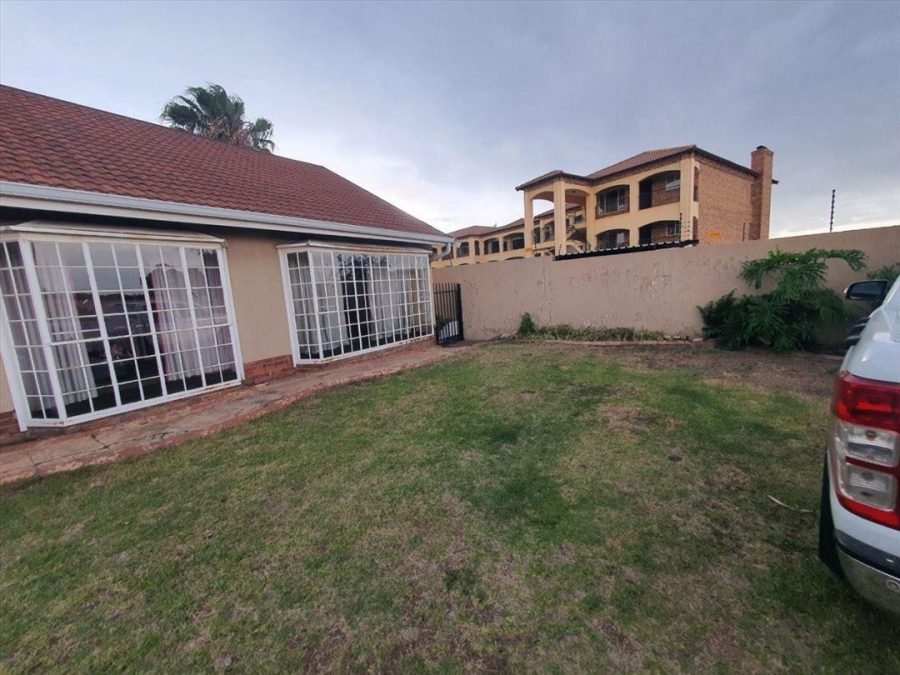 4 Bedroom Property for Sale in Parkrand Gauteng