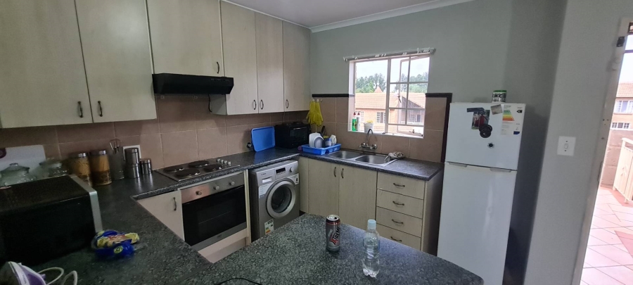 2 Bedroom Property for Sale in Die Hoewes Gauteng