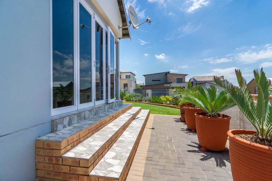 2 Bedroom Property for Sale in Homes Haven Gauteng