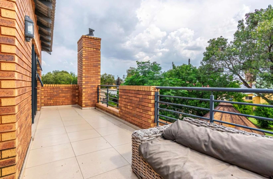 3 Bedroom Property for Sale in Brackenhurst Gauteng