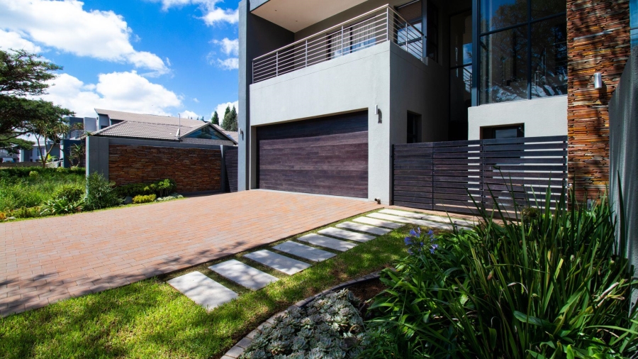 3 Bedroom Property for Sale in La Como Lifestyle Estate Gauteng