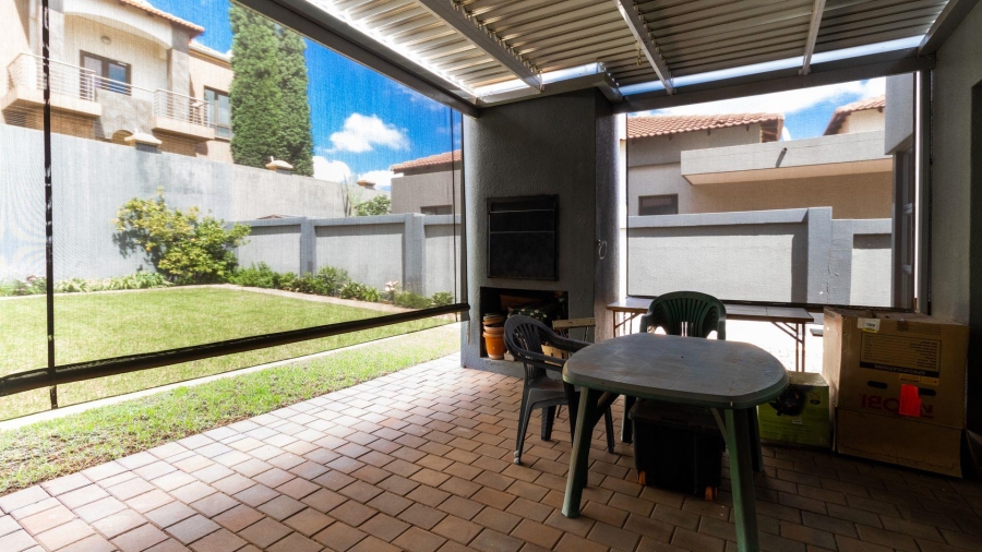 3 Bedroom Property for Sale in La Como Lifestyle Estate Gauteng