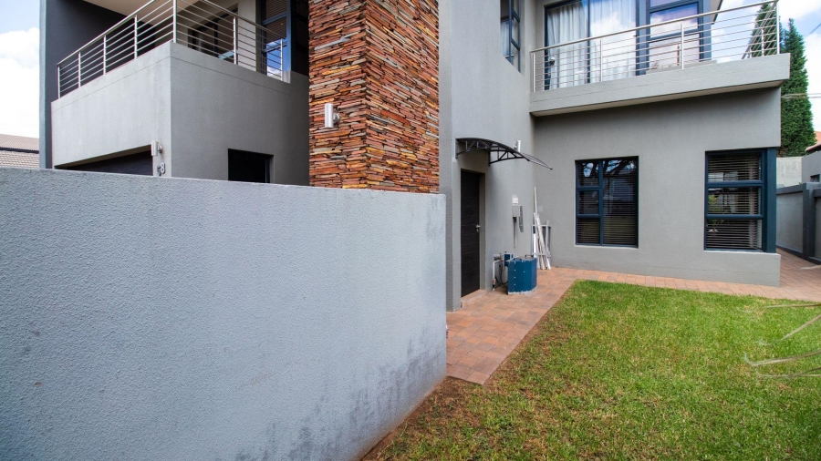 3 Bedroom Property for Sale in La Como Lifestyle Estate Gauteng