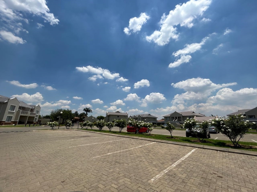 2 Bedroom Property for Sale in Brentwood Park Gauteng